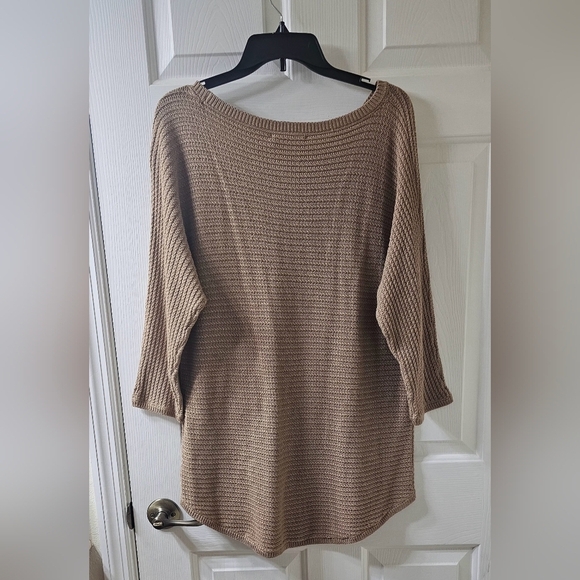 New York & Company Tan Long Sweater XL NEW - Picture 2 of 6